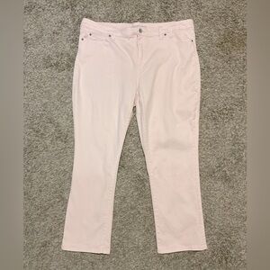 Lands’ End Midrise Relaxed Straight Crop Jean. Size 18